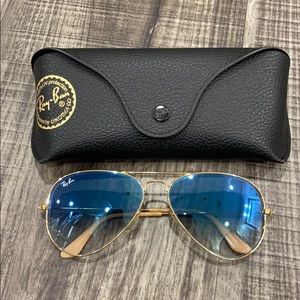 Ray-Ban Sunglasses 🕶